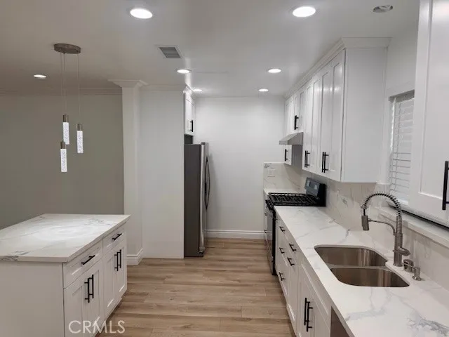 $4,100 | 9947 Norwich Avenue, Mission Hills, CA 91345