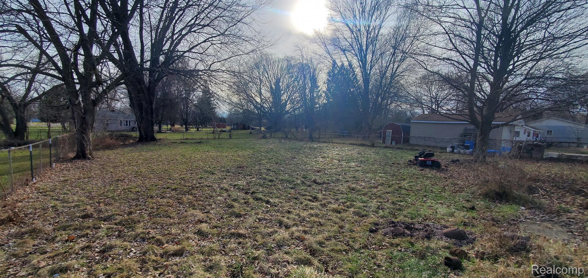 4416 East Coldwater Road Flint, MI 48506 - Photo 2 of 13 Gallery Image 2