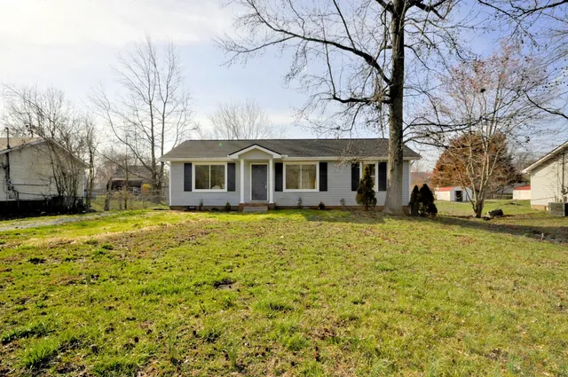 $1,350 | 570 Anita Drive, Clarksville, TN 37042