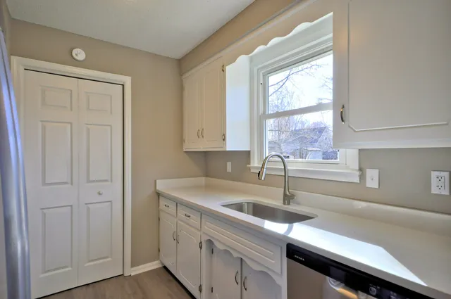 $1,350 | 570 Anita Drive, Clarksville, TN 37042