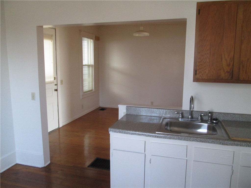 237 Pearl Street Rochester, NY 14607 - Photo 6 of 12