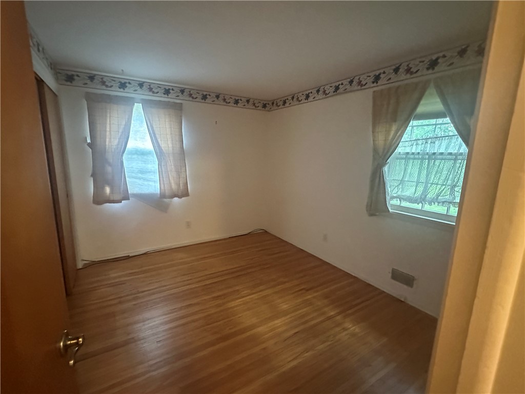 51 Robert Road Penfield, NY 14526 - Photo 16 of 35