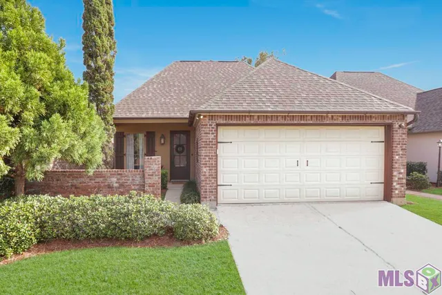 $269,900 | 17843 Willow Trail Drive, Baton Rouge, LA 70817