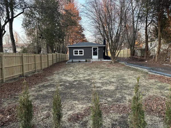 $275,000 | 103 Sunrise Trail, Wallkill, NY 12589