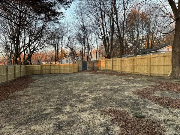 $275,000 | 103 Sunrise Trail, Wallkill, NY 12589