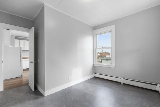 $1,395 | 14 Crown Street, Unit 3E, New Britain, CT 06053