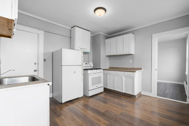 $1,395 | 14 Crown Street, Unit 3E, New Britain, CT 06053