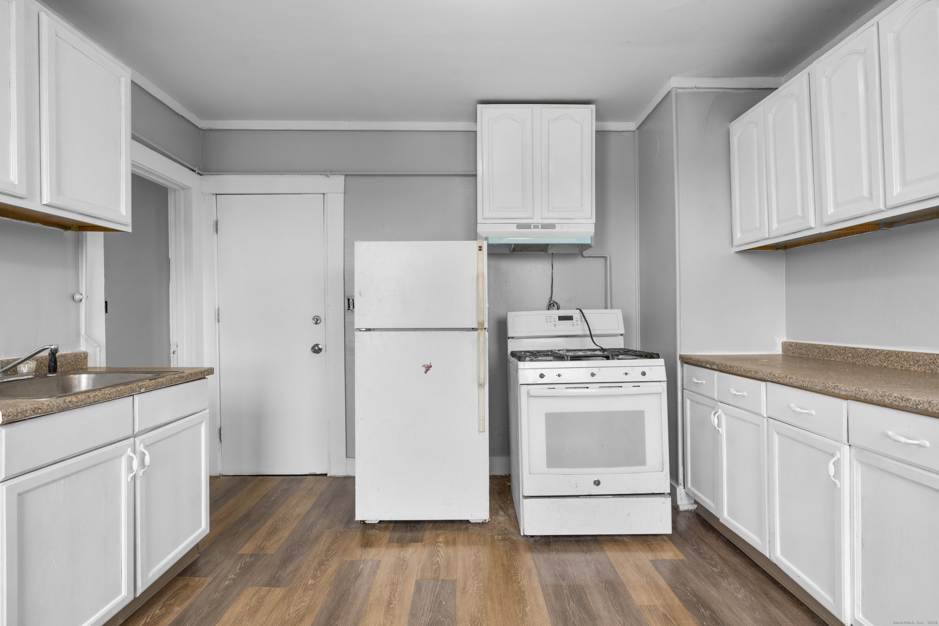 14 Crown Street, Unit 3E New Britain, CT 06053 - Photo 8 of 23