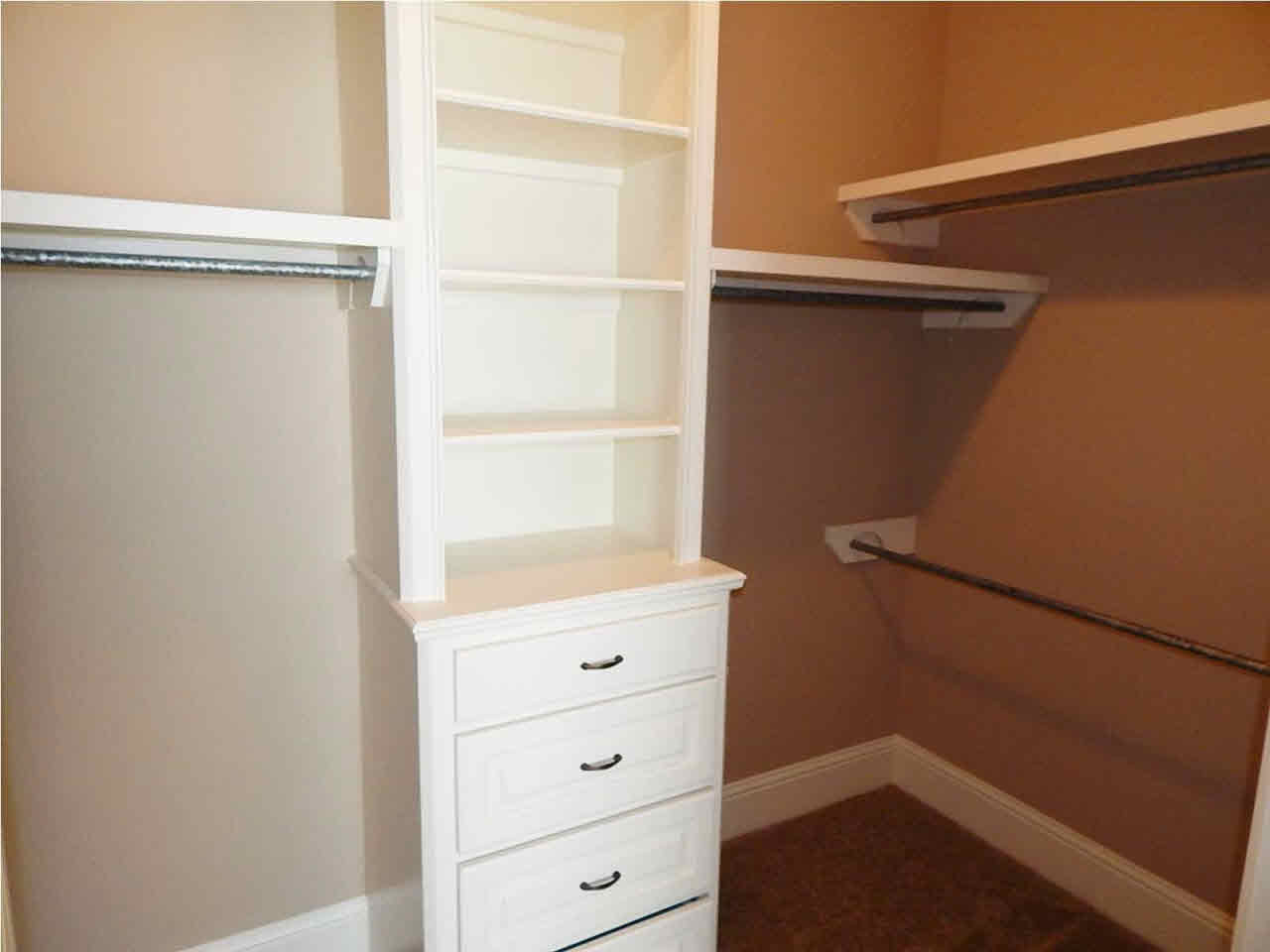 127 Busick Well Road Brandon, MS 39042 - Photo 22 of 34 Walk-in closet with built-ins!