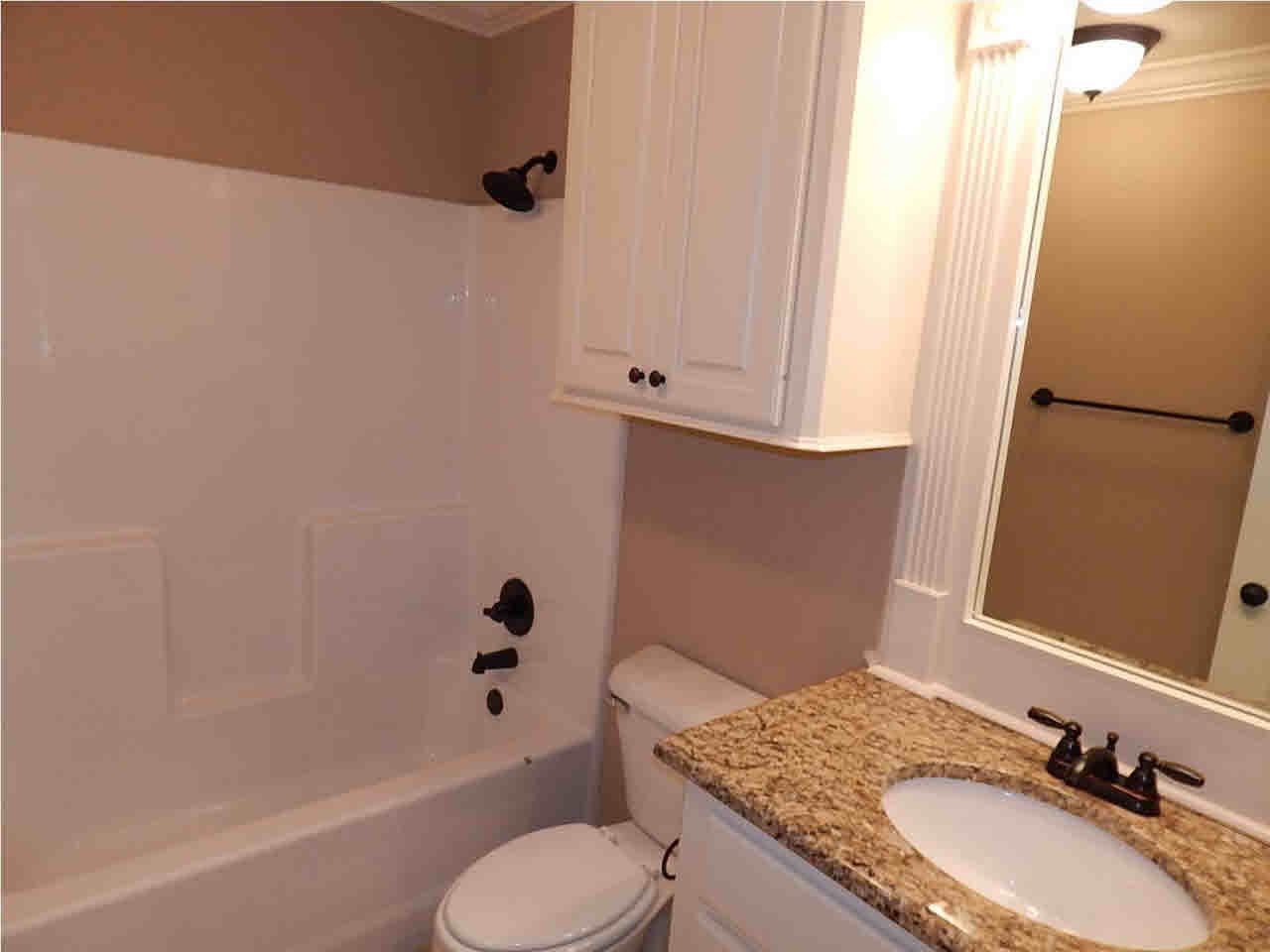 127 Busick Well Road Brandon, MS 39042 - Photo 29 of 34 Full bath upstairs