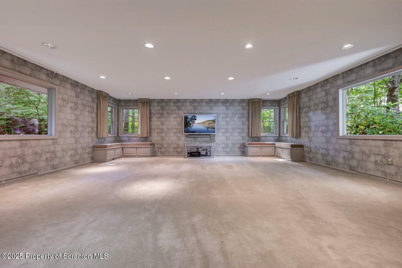 517 Grandview Street Clarks Summit, PA 18411 - Photo 14 of 86 517 Grandview St 13 Large