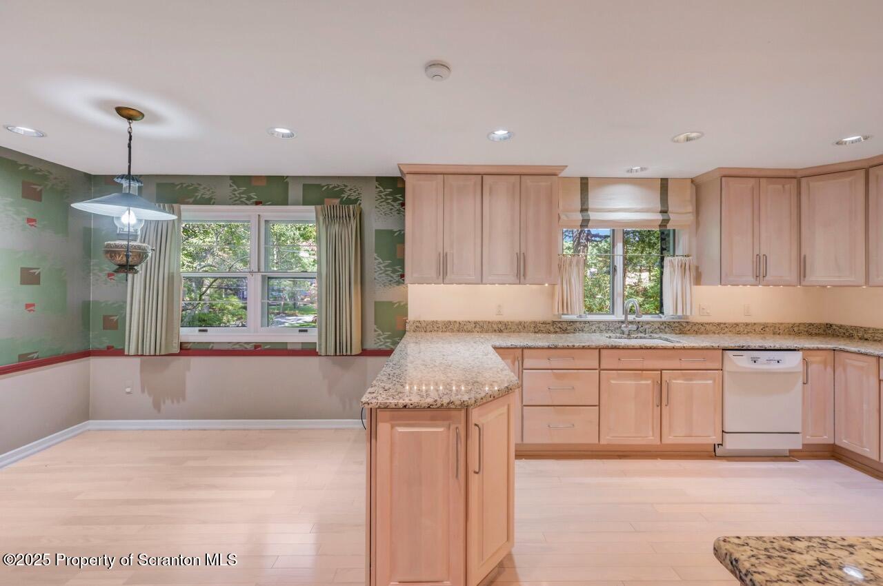 517 Grandview Street Clarks Summit, PA 18411 - Photo 23 of 86 517 Grandview St 22 Large