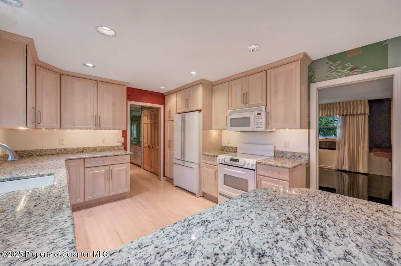 517 Grandview Street Clarks Summit, PA 18411 - Photo 25 of 86 517 Grandview St 24 Large