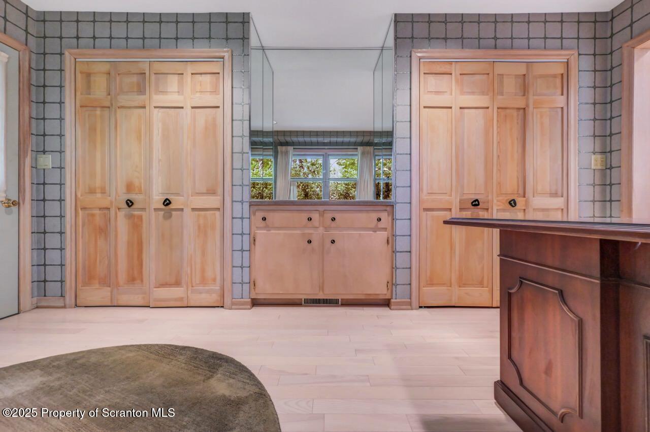 517 Grandview Street Clarks Summit, PA 18411 - Photo 31 of 86 517 Grandview St 30 Large