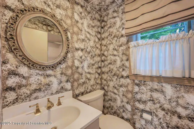 $605,000 | 517 Grandview Street, Clarks Summit, PA 18411