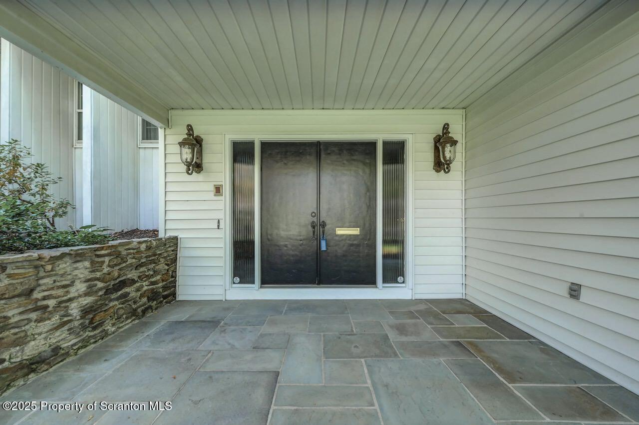 517 Grandview Street Clarks Summit, PA 18411 - Photo 6 of 86 517 Grandview St 05 Large