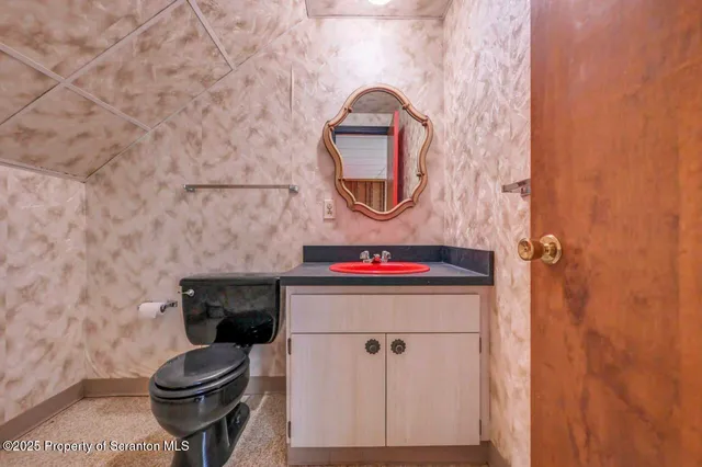 $605,000 | 517 Grandview Street, Clarks Summit, PA 18411