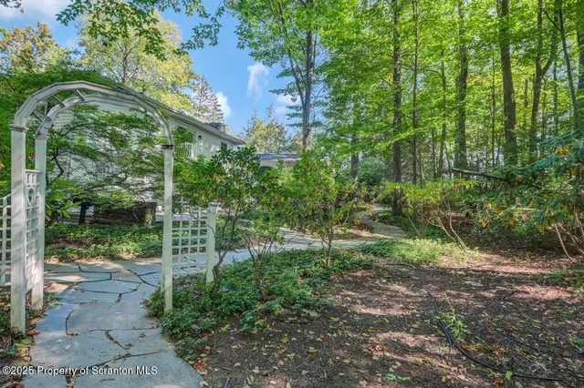 $605,000 | 517 Grandview Street, Clarks Summit, PA 18411