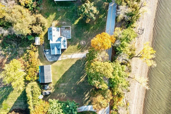 $595,000 | 489 West Shore Road, Isle La Motte, VT 05463