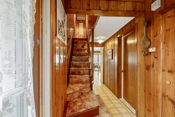$595,000 | 489 West Shore Road, Isle La Motte, VT 05463