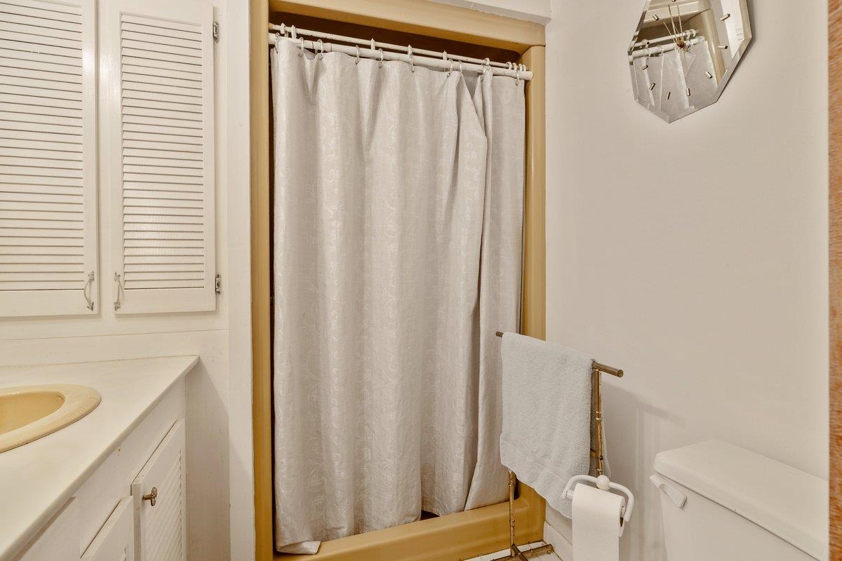 489 West Shore Road Isle La Motte, VT 05463 - Photo 28 of 42