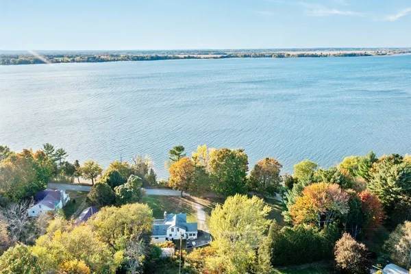 $595,000 | 489 West Shore Road, Isle La Motte, VT 05463