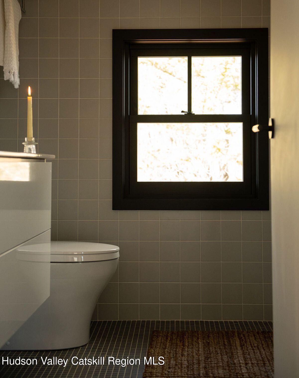 251 Viewmont Road Germantown, NY 12526 - Photo 17 of 22 a bathroom with a toilet