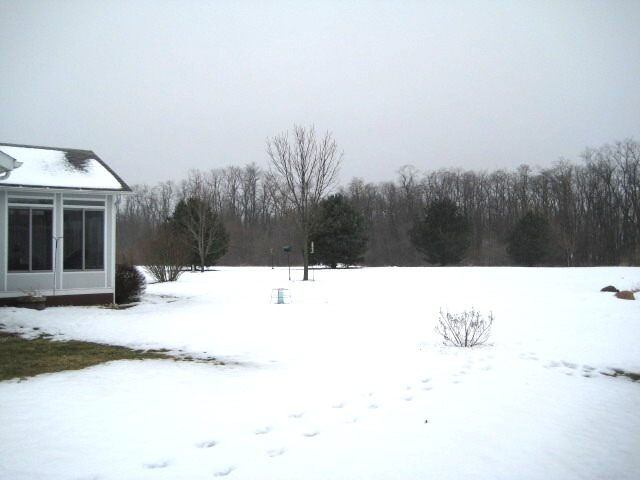 130 Legion Road Washington, IL 61571 - Photo 2 of 3 Gallery Image 2