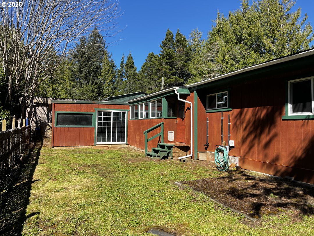 85122 Cedar Drive Florence, OR 97439 - Photo 39 of 46