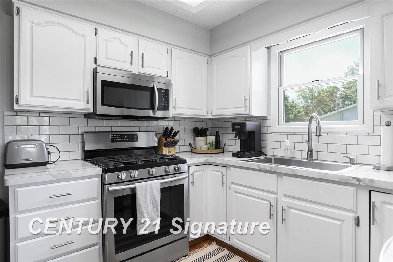 3875 Hackett Road Saginaw, MI 48603 - Photo 23 of 65