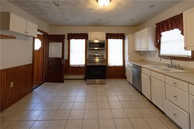 $444,600 | 157 Fisher Street, North Attleboro, MA 02760