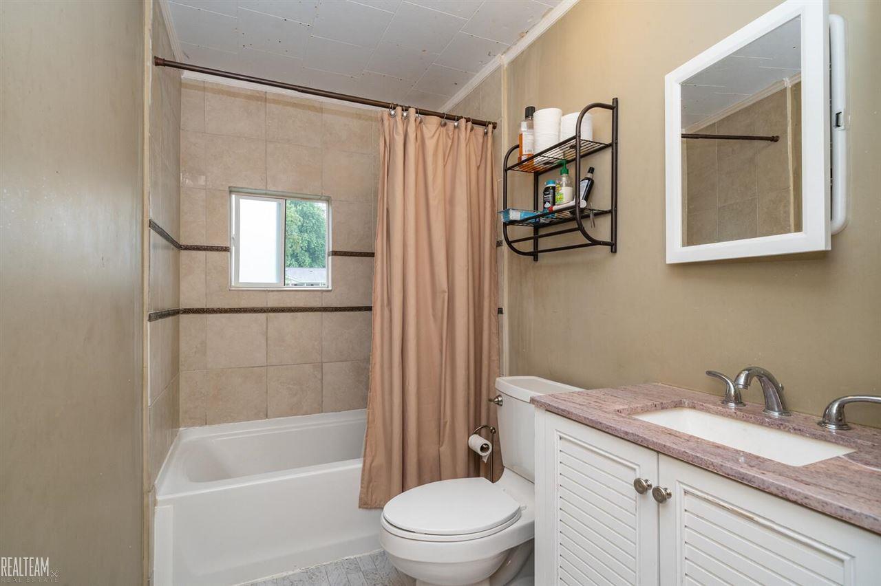 32585 Sutton Road New Baltimore, MI 48047 - Photo 13 of 27 50048385-14.JPG