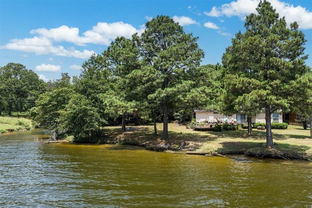 229 Esquire Estates Road Mabank, TX 75156 - Photo 2 of 19 a view of a ocean view