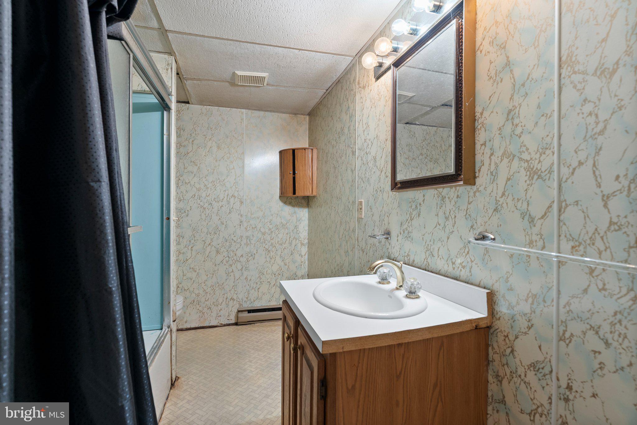 824 Cherrytown Road Westminster, MD 21158 - Photo 29 of 38 3rd Bath