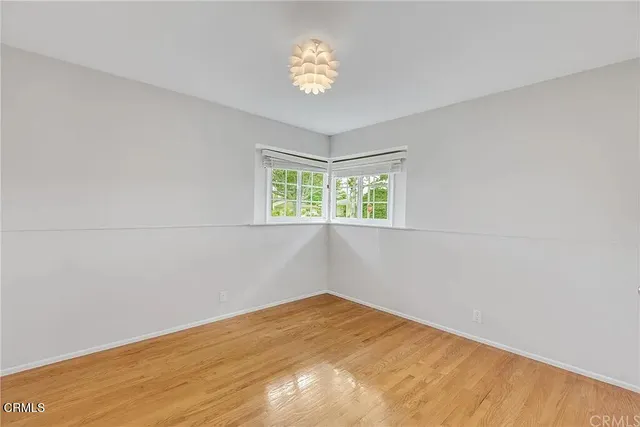 a view of empty room with window