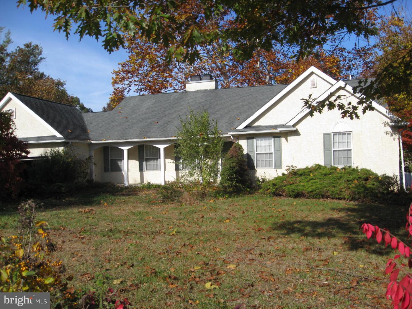 283 Conrow Road Delran, NJ 08075 - Photo 1 of 15