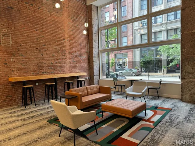 $1,225 | 1000 Washington Avenue, Unit 612, St. Louis, MO 63101