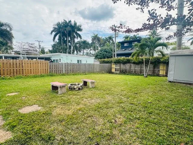 $2,995 | 640 Oak Street, Boynton Beach, FL 33435