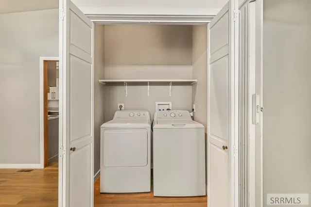 $475,000 | 370 North State Street, Shelley, ID 83274