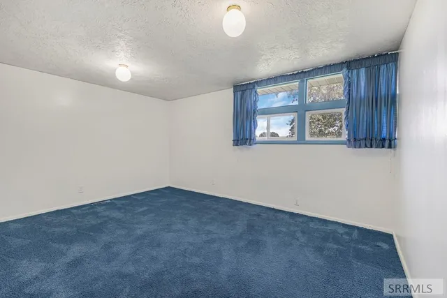 $475,000 | 370 North State Street, Shelley, ID 83274