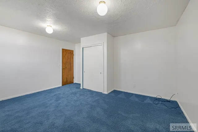 $475,000 | 370 North State Street, Shelley, ID 83274