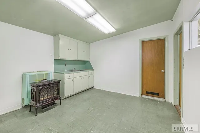 $475,000 | 370 North State Street, Shelley, ID 83274