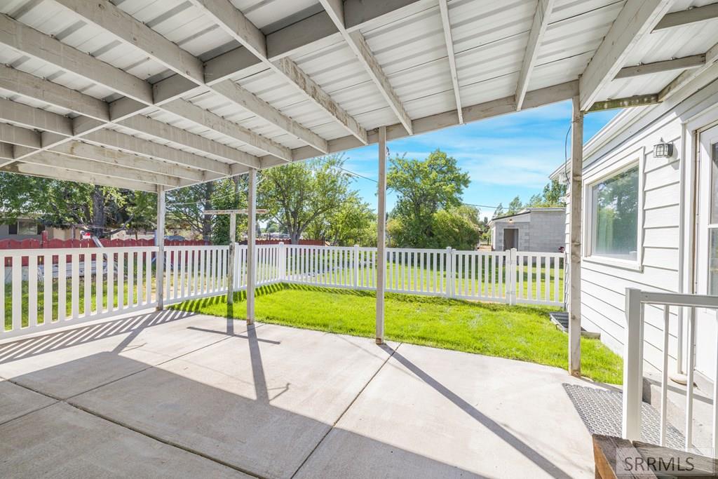 370 North State Street Shelley, ID 83274 - Photo 5 of 66 Patio