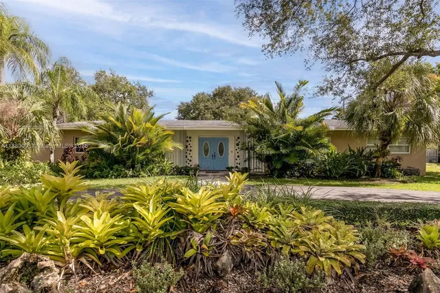 $1,050,000 | 8241 Southwest 142nd Street, Palmetto Bay, FL 33158