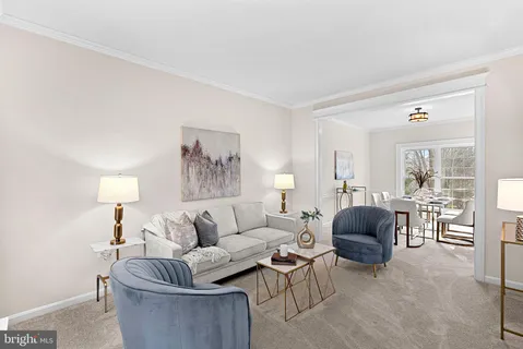 $870,000 | 917 Towering Oak Court, Purcellville, VA 20132