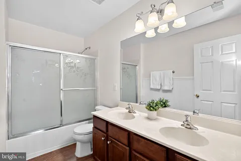 $870,000 | 917 Towering Oak Court, Purcellville, VA 20132