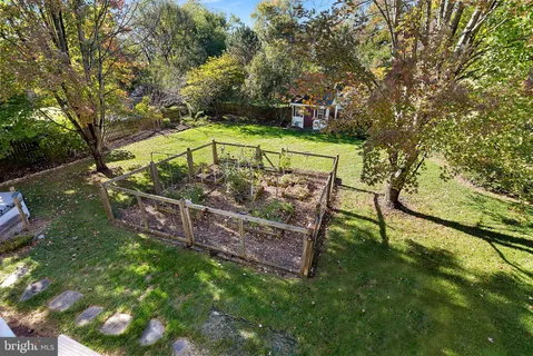 $870,000 | 917 Towering Oak Court, Purcellville, VA 20132