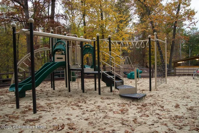 a view of a tennis court