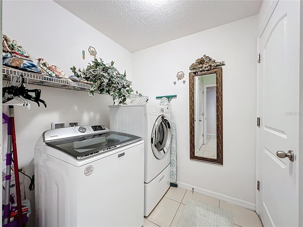 817 Laurel View Way Groveland, FL 34736 - Photo 18 of 55