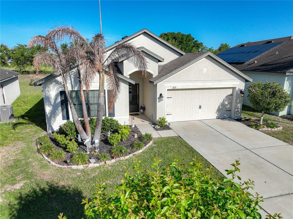 817 Laurel View Way Groveland, FL 34736 - Photo 2 of 55